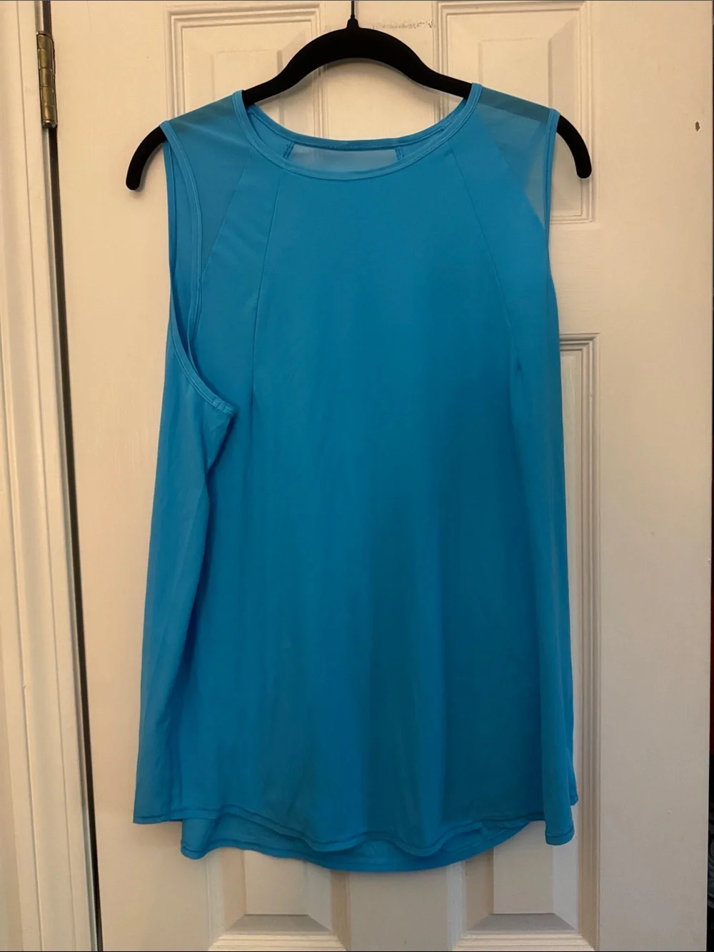 EUC Lululemon Pleated Sculpt Tank Top Kayak Blue